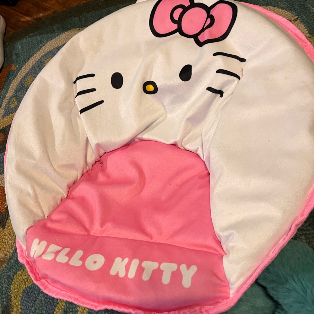 Hello Kitty Pink & White Kids Seat  - Hello Kitty